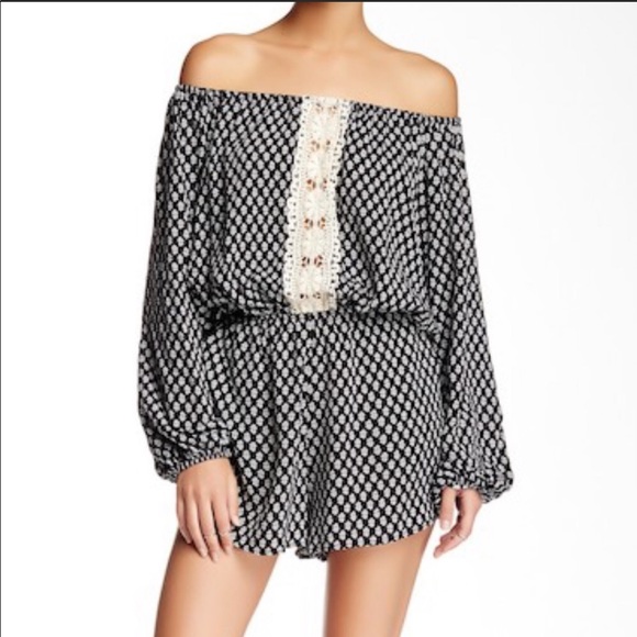 Romper - Picture 1 of 4